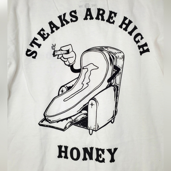 NWOT Honey Brand Co 'Steaks Are High' Graphic Logo Spellout Tee in White Sz S - Picture 6 of 8